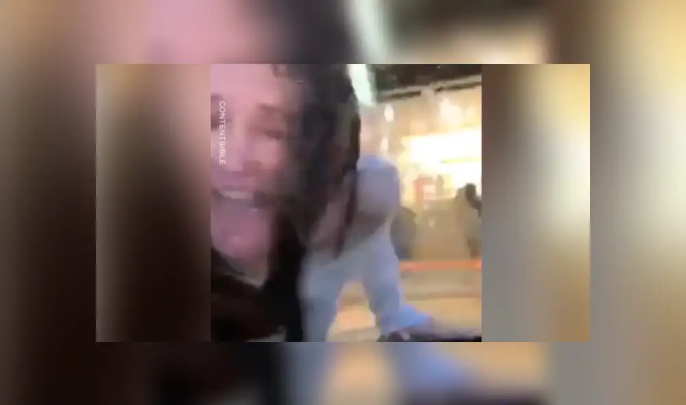 Facebook: Chica intenta limpiar parabrisas de sensual manera y su novio le hace cruel broma [VIDEO]