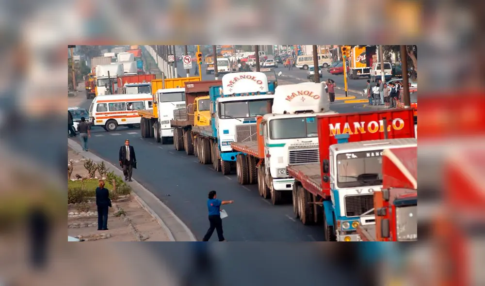 Pico y placa para camiones de carga pesada inicia este martes 10 de setiembre. Foto: Difusión Pico y placa para camiones de carga pesada inicia este martes 10 de setiembre. Foto: Difusión