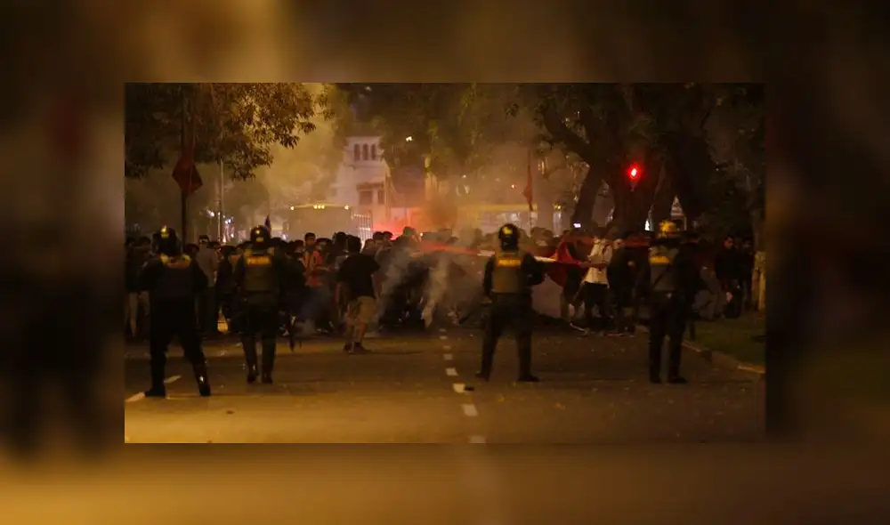 Marcha contra el Indulto a Alberto Fujimori registró enfrentamientos [FOTOS]