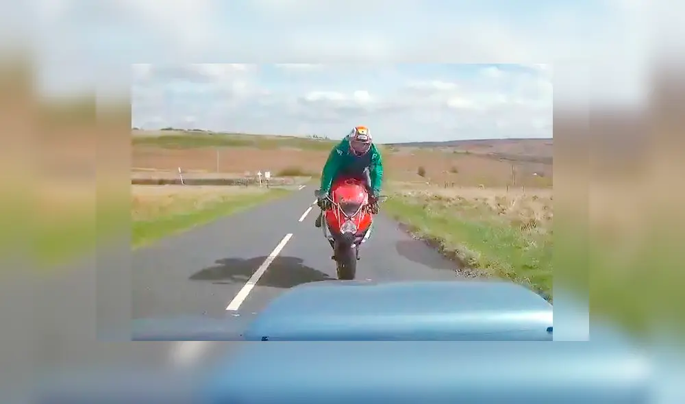 Motociclista fue atropellado por un conductor que conducía a excesiva velocidad