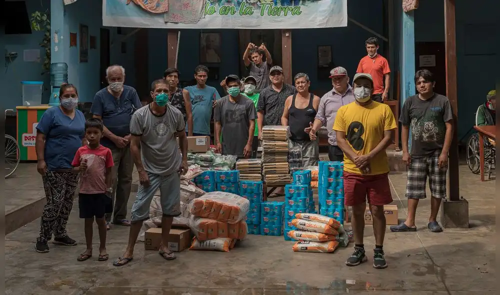 Voluntarios contra el COVID-19 Voluntarios contra el COVID-19