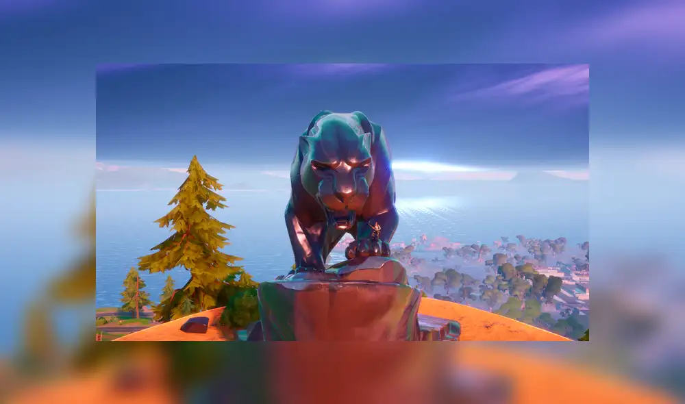 El monumento Panther's Prowl se encuentra al oeste de Pantano Pegajoso. Fotocaptura: Fortnite.