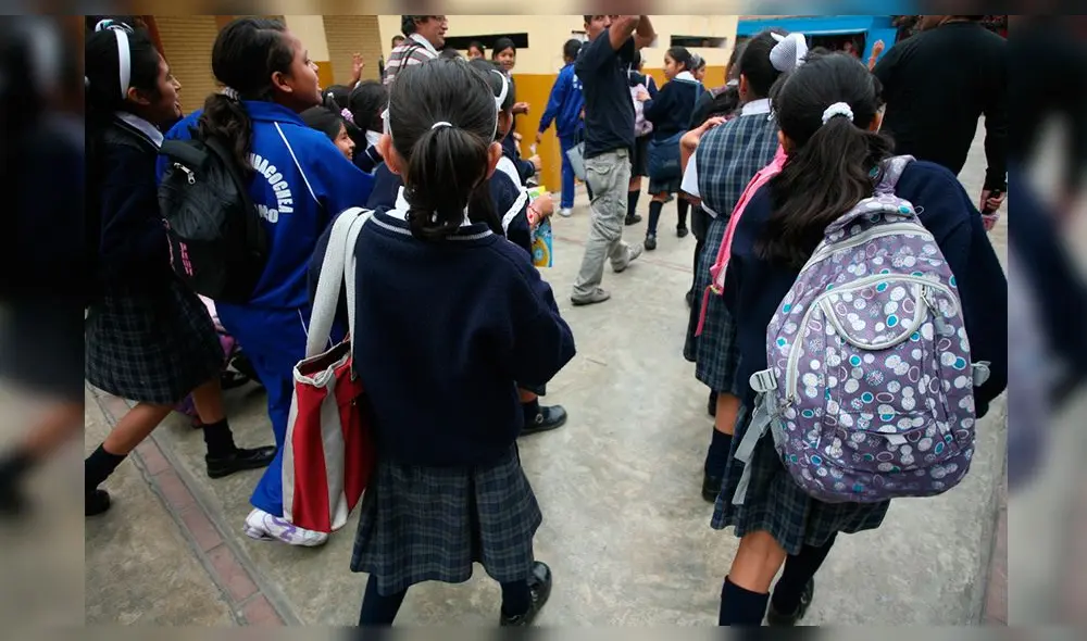 Estudiantes colegios privados Chiclayo. Estudiantes colegios privados Chiclayo.