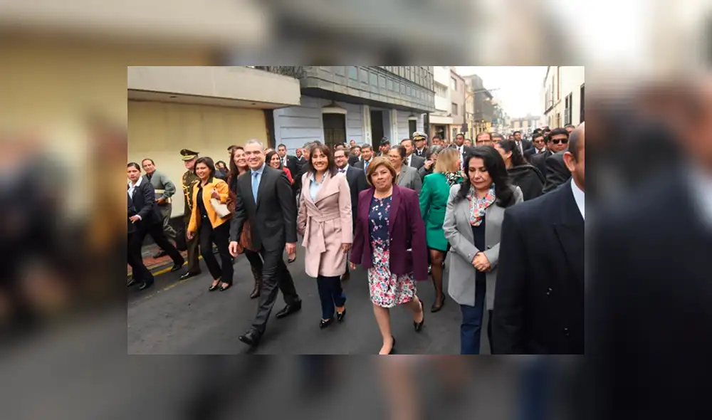 Pleno del Congreso continúa el debate de cuestión de confianza [EN VIVO]