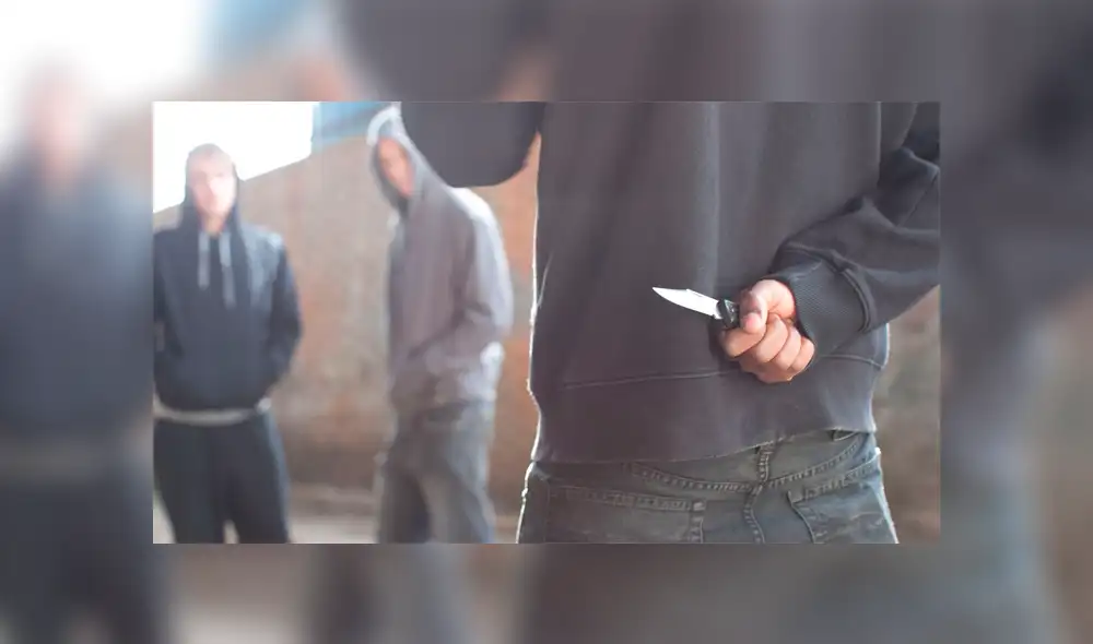 Sujeto ataca con un cuchillo a cuatro hombres por su orientación sexual [FOTOS] 