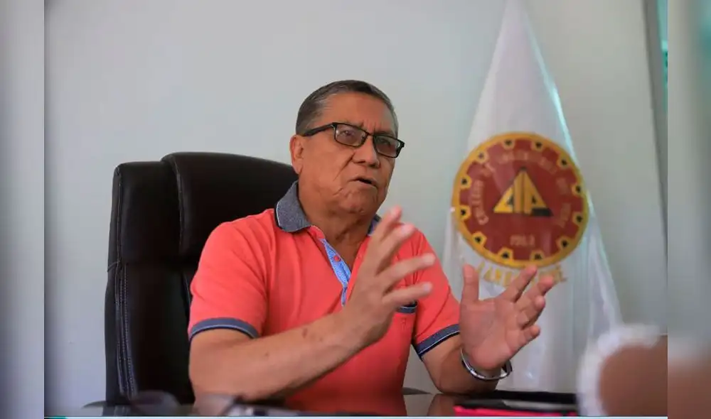 Ciro Salazar pidió al Comando COVID aplicar mejores medidas restrictivas en Lambayeque. Ciro Salazar pidió al Comando COVID aplicar mejores medidas restrictivas en Lambayeque.