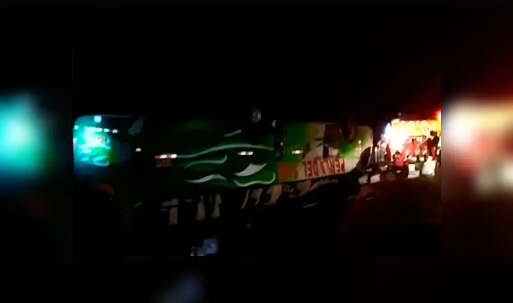 Dos muertos y doce heridos tras accidente en la Panamericana Sur [VIDEO]