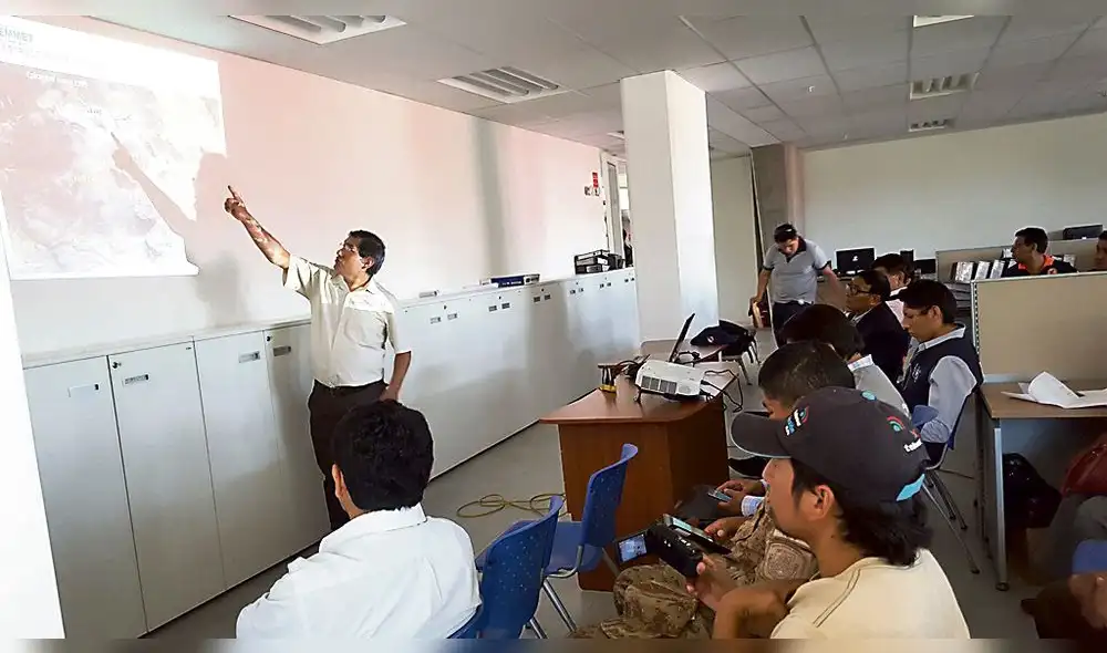 Moquegua: Volcán Ticsani sigue intranquilo pero no hay riesgo de erupción