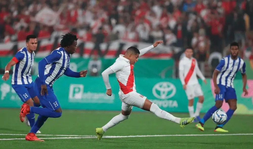 Kevin Quevedo anotó el primer gol de Perú en el fútbol masculino de los juegos Panamericanos 2019. | Foto: @SeleccionPeru Kevin Quevedo anotó el primer gol de Perú en el fútbol masculino de los juegos Panamericanos 2019. | Foto: @SeleccionPeru