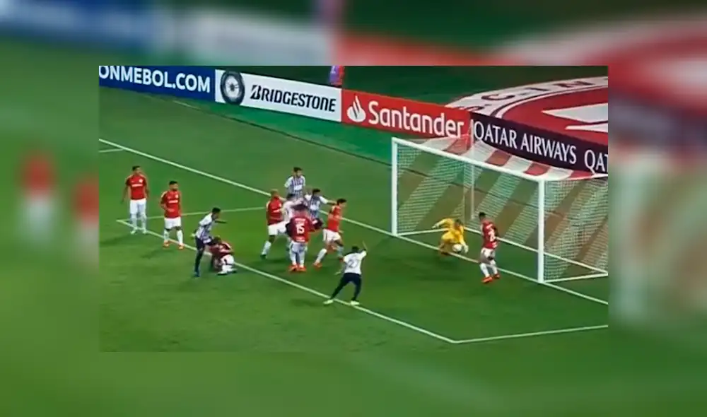 Alianza Lima vs Inter: brillante atajada de Lomba que evitó el 1-1 de Ugarriza [VIDEO]