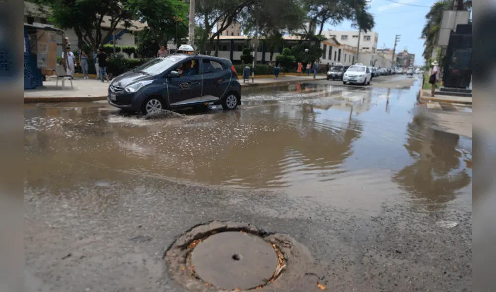 Marcos Gasco señaló que las redes de alcantarillado son vetustas, lo que genera aniegos en la ciudad de Chiclayo. Foto: La República