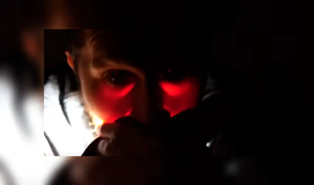 YouTube viral: realiza experimento para lanzar rayos de luz por los ojos durante unos segundos YouTube viral: realiza experimento para lanzar rayos de luz por los ojos durante unos segundos