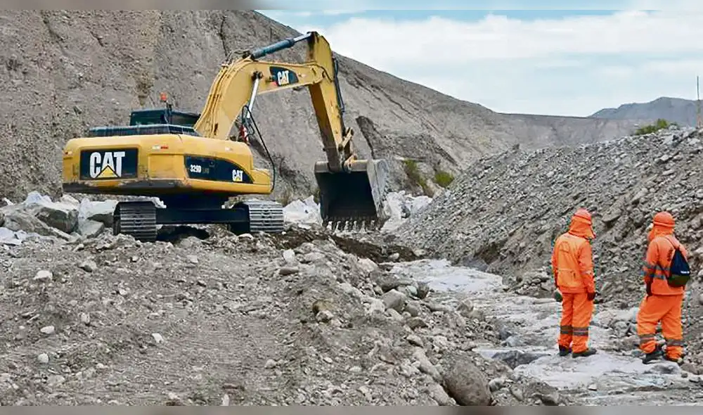 Denuncian irregularidades en alquiler de maquinaria por más de 1 millón de soles