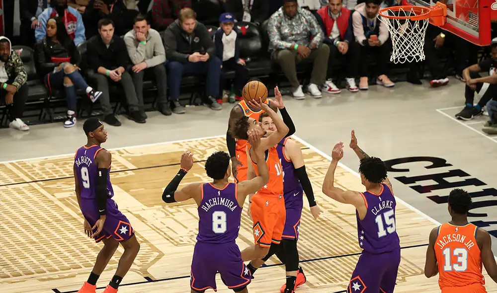 El team USA le ganó al Team World por 151-131. Foto: AFP. El team USA le ganó al Team World por 151-131. Foto: AFP.