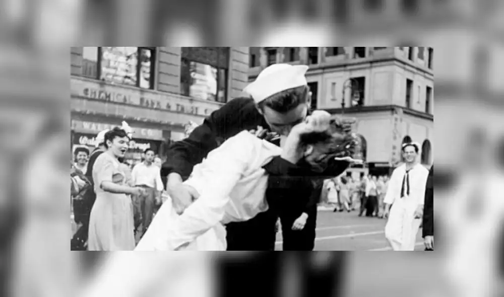 Día Internacional del Beso Día Internacional del Beso