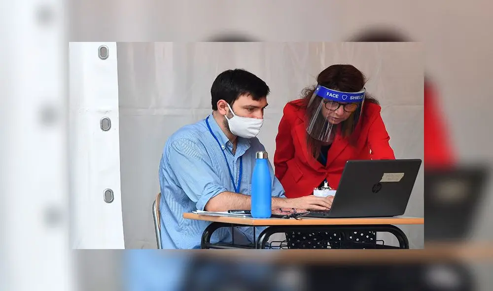 Investigadores británicos descubrieron la familia de proteínas humanas que estarían detrás de la mutación del coronavirus SARS-CoV-2. Foto: AFP (referencial) Investigadores británicos descubrieron la familia de proteínas humanas que estarían detrás de la mutación del coronavirus SARS-CoV-2. Foto: AFP (referencial)