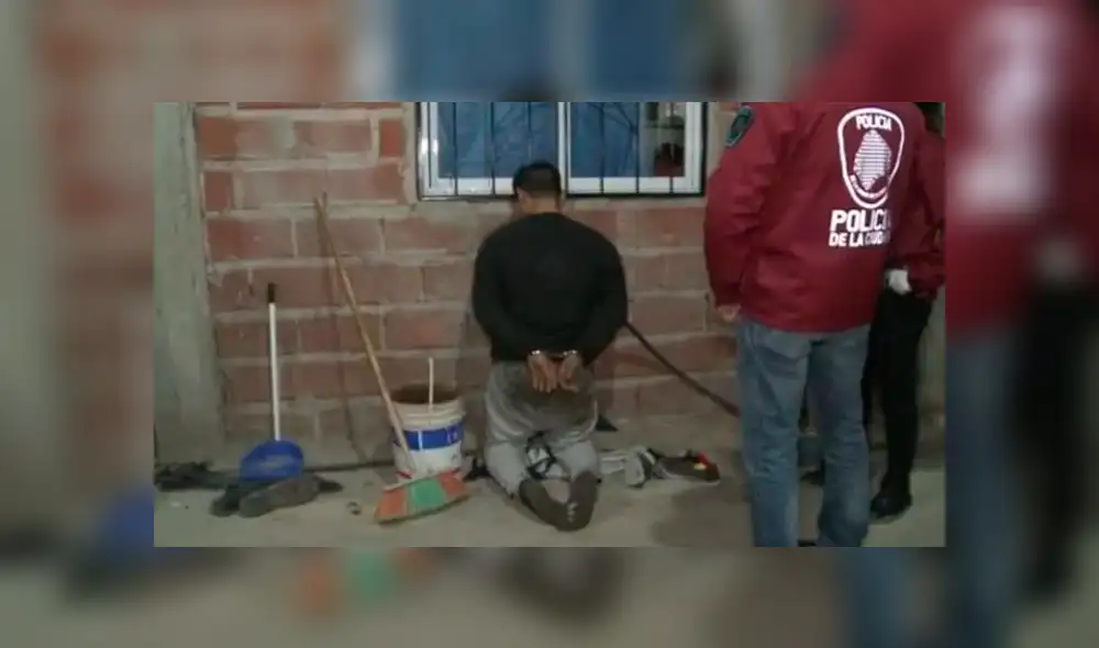 Arrestaron a hombre que violó a niña de 12 años y la amenazó con asesinar a su padre si lo denunciaba. Foto: Clarín Arrestaron a hombre que violó a niña de 12 años y la amenazó con asesinar a su padre si lo denunciaba. Foto: Clarín