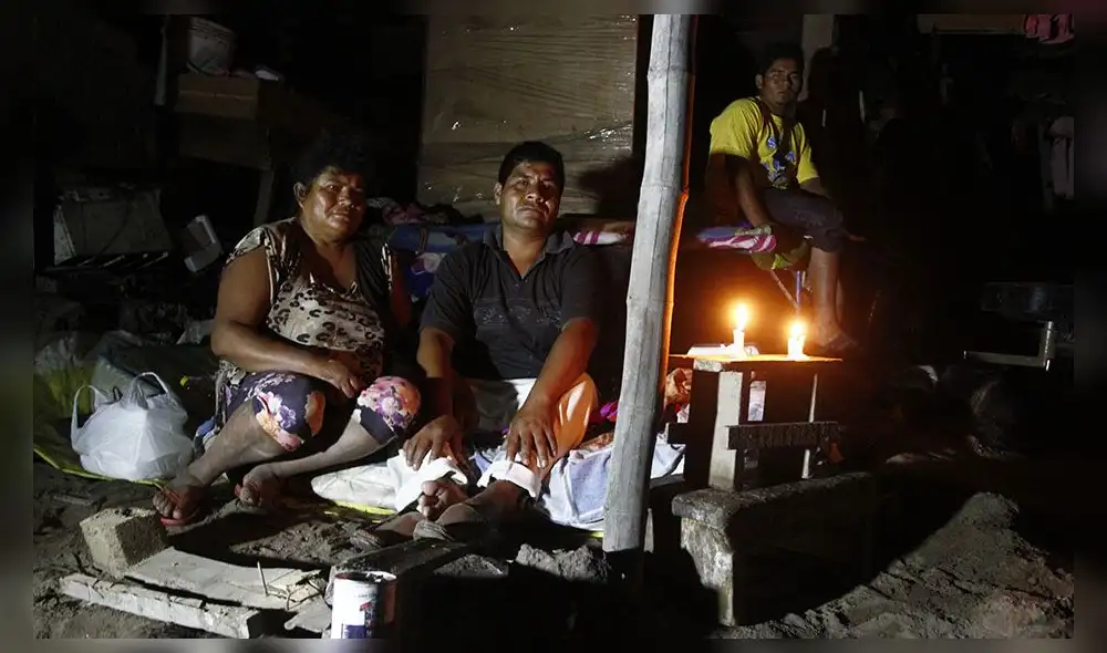Huachipa: una madrugada de tristeza y desolación vivieron damnificados en Carapongo |FOTOS