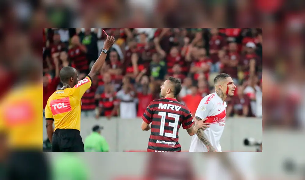 Es la primera roja que ve el peruano en lo que va de la temporada. Créditos: AFP Es la primera roja que ve el peruano en lo que va de la temporada. Créditos: AFP