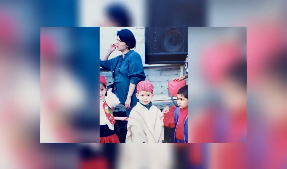 La joven pareja compartió la curiosa foto en Twitter. Foto: Mayela Medrano La joven pareja compartió la curiosa foto en Twitter. Foto: Mayela Medrano