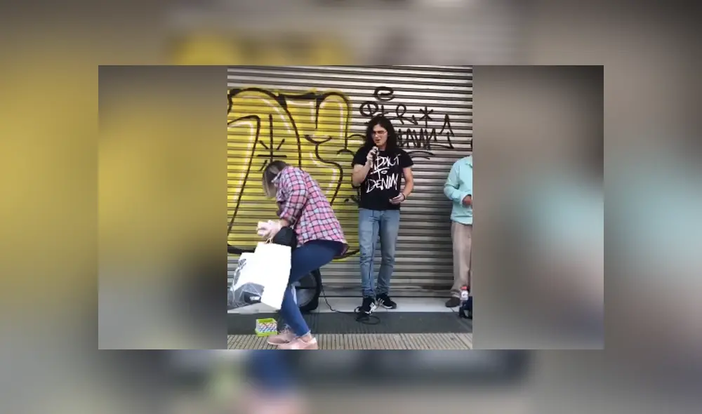 Un joven decidió cantar en la calle un tema de Pearl Jam, imitando a la perfección la voz del vocalista. Foto: Facebook Un joven decidió cantar en la calle un tema de Pearl Jam, imitando a la perfección la voz del vocalista. Foto: Facebook