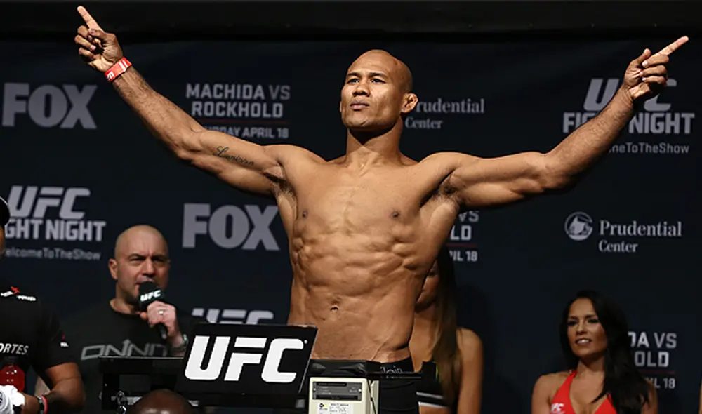 Ronaldo 'Jacare' Souza se perderá pelea tras dar positivo por COVID-19. | Foto: Sherdog.com.