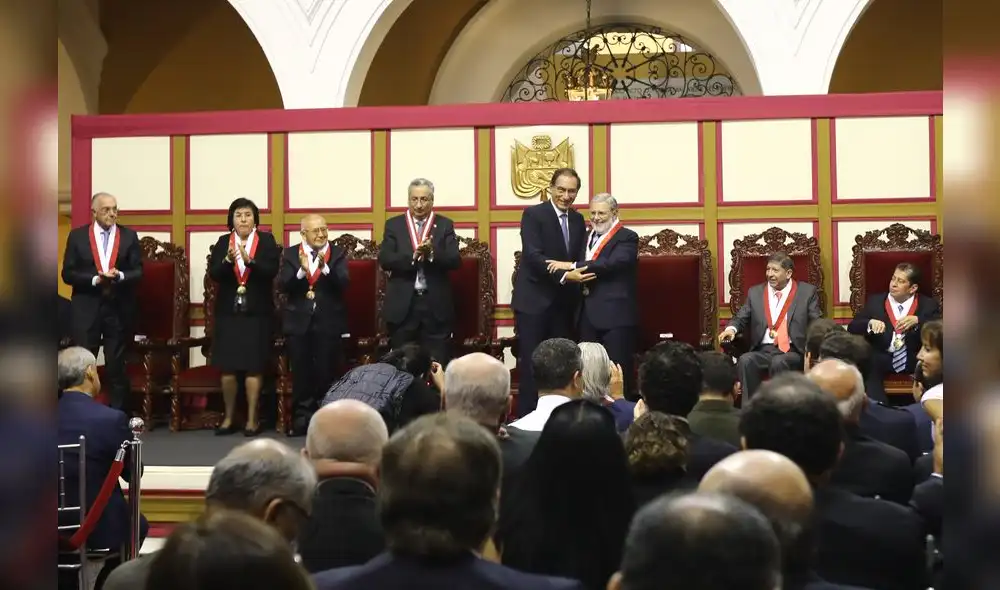 Presidente del TC reitera su compromiso en la lucha contra la corrupción Presidente del TC reitera su compromiso en la lucha contra la corrupción