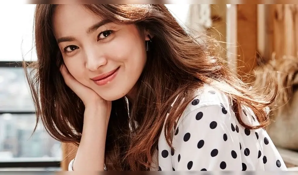 Song Hye Kyo es una actriz y modelo surcoreana. Song Hye Kyo es una actriz y modelo surcoreana.