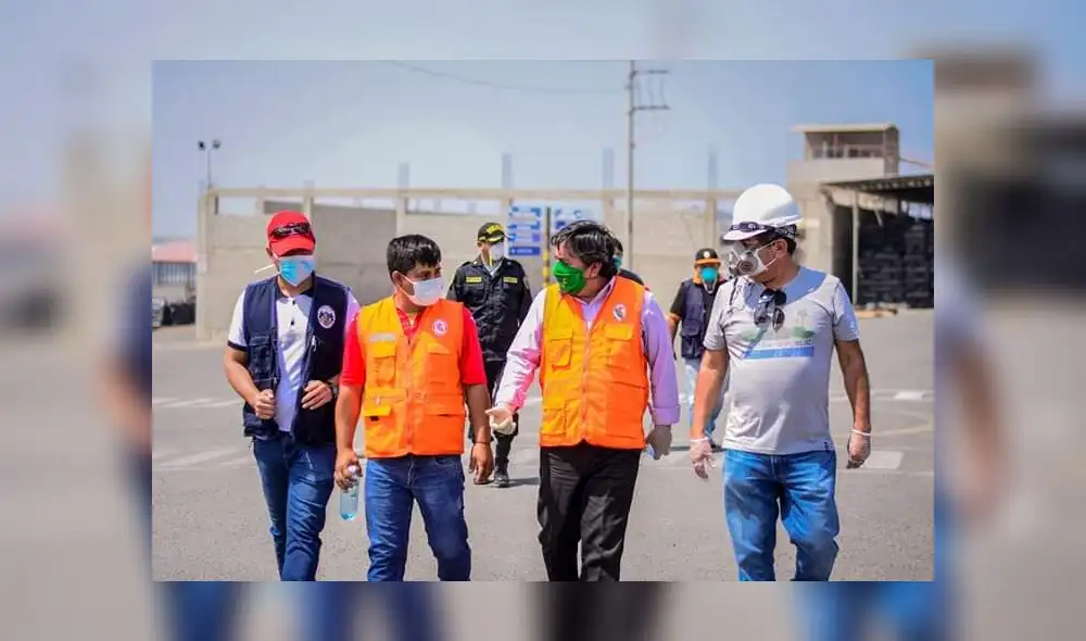 Alcalde de Guadalupe La Libertad dona sueldo a familias por estado de emergencia Alcalde de Guadalupe La Libertad dona sueldo a familias por estado de emergencia