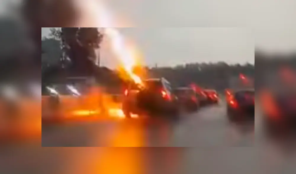 El incidente dejó aterrorizado a la conductora y sus pasajeros.