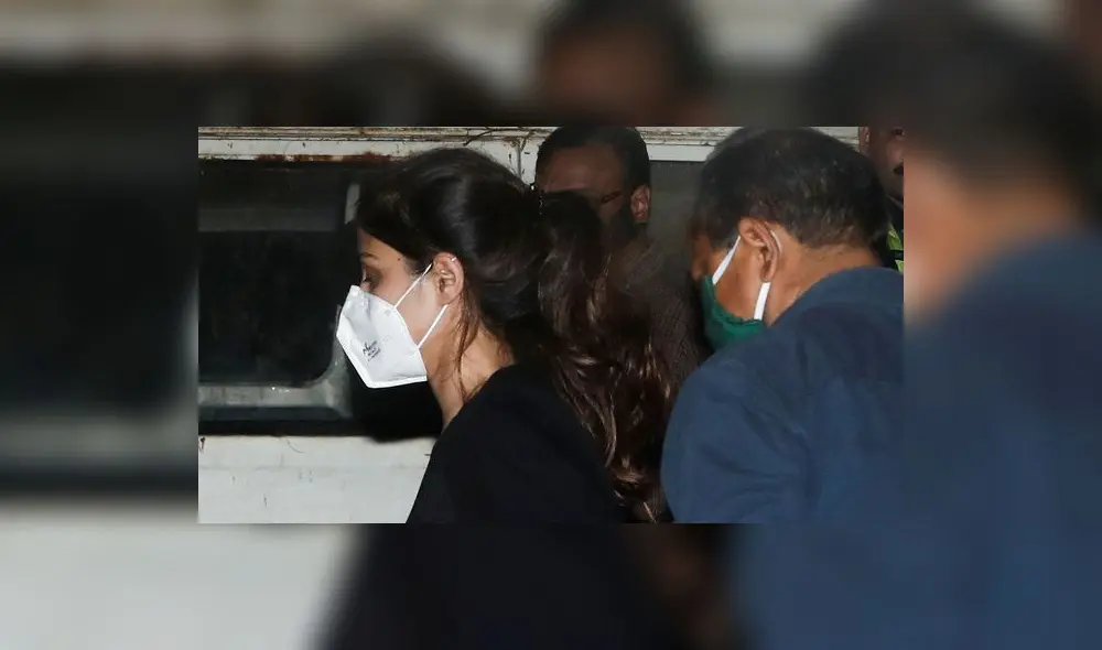 Detención de Rhea Chakraborty, exnovia de Sushant Singh Rajput. Foto: REUTERS Detención de Rhea Chakraborty, exnovia de Sushant Singh Rajput. Foto: REUTERS