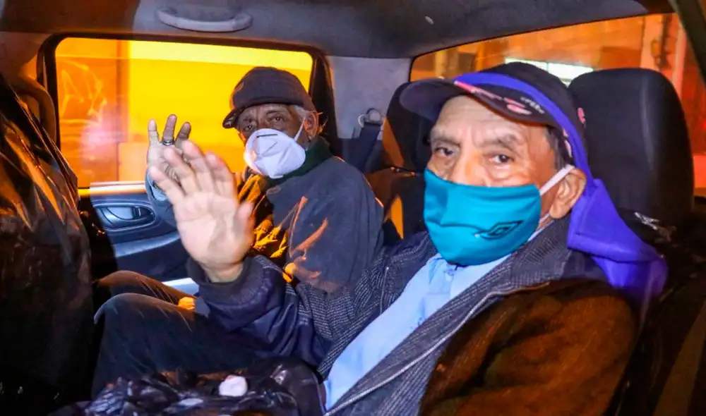 Personas en condición de calle fueron llevadas a albergues temporales. Foto: Andina Personas en condición de calle fueron llevadas a albergues temporales. Foto: Andina