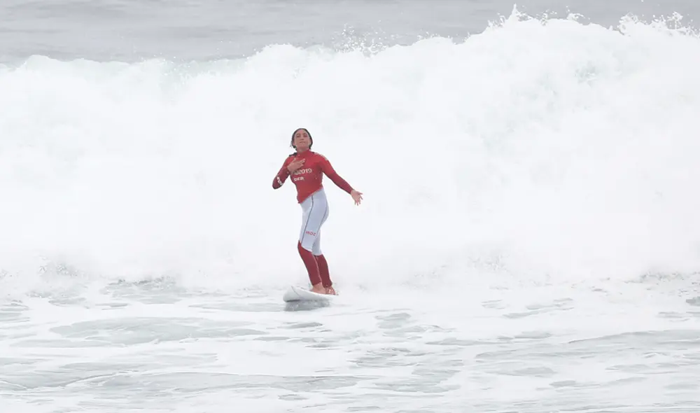 Daniella Rosas le dio al Perú la medalla de oro número seis en el Open Surf de los Juegos Panamericanos Lima 2019. | Foto: GLR