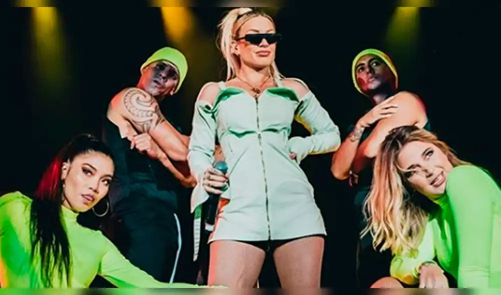 Leslie Shaw se coloca lujoso diamante en el diente al estilo de reggaetoneros como Bad Bunny y J Balvin