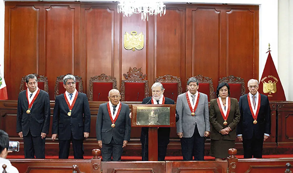 El pleno del TC deberá decidir si valida el nombramiento de Gonzalo Ortiz de Zevallos, primo del presidente de la Comisión Permanente.