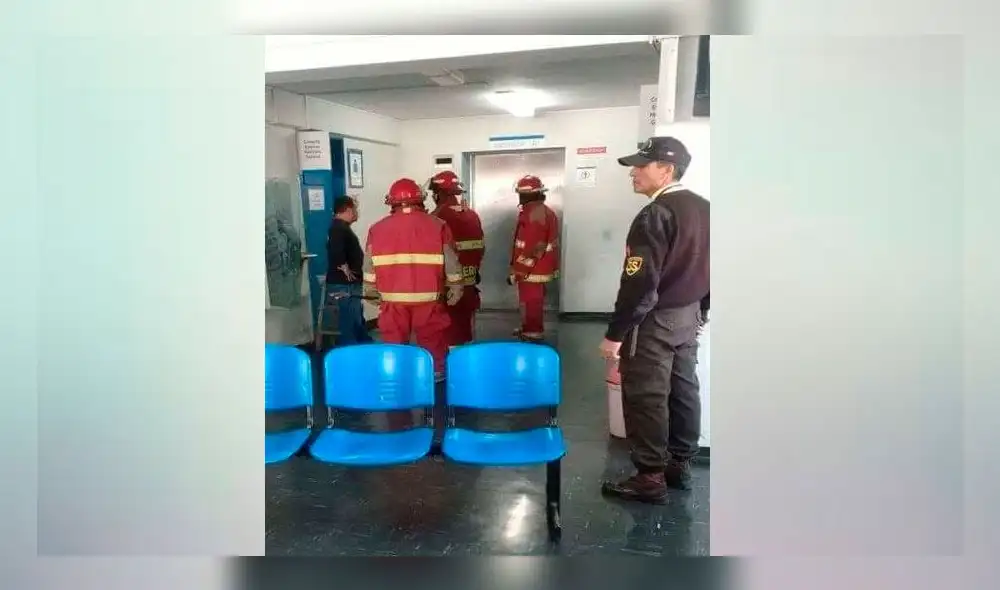 Chiclayo: Madre y recién nacido quedan atrapados en ascensor de hospital de EsSalud [VIDEO]