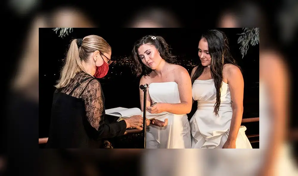 Dunia Araya y Alexandra Quiros son el primer matrimonio del mismo sexo de Centroamérica. Foto: AFP Dunia Araya y Alexandra Quiros son el primer matrimonio del mismo sexo de Centroamérica. Foto: AFP