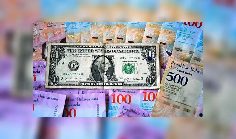 Dólar en Venezuela. Foto: AFP.