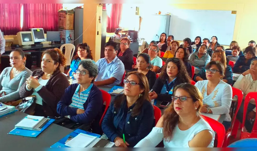 Directores recibieron charlas de especialistas como medida preventiva.