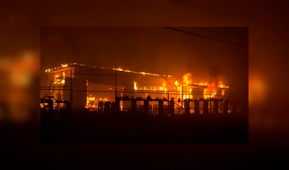 Catastróficos incendios forestales en California dejan 5 muertos y miles de evacuados [FOTOS]