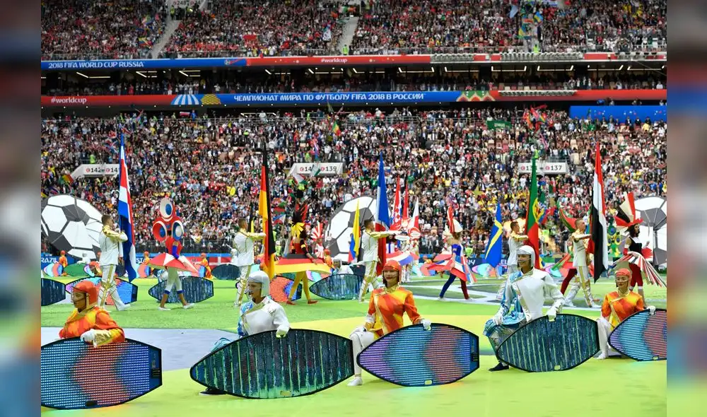 Una inauguración con mucho color