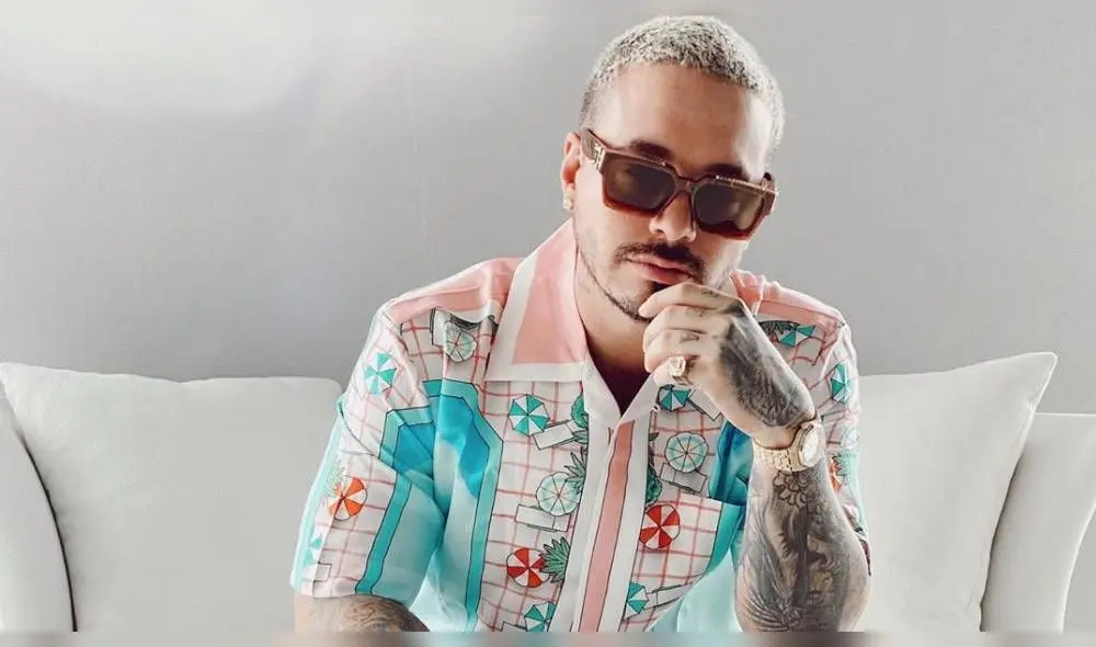 El cantante reveló la noticia en su discurso de agradecimiento tras ganar en la categoría ‘Video con el mensaje más poderoso’. | Foto: Instagram