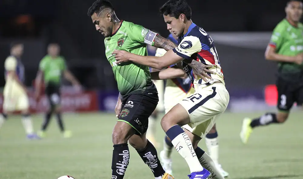 Ambos equipos no se sacaron diferencias en el Estadio Olímpico Benito Júarez. Foto: Difusión