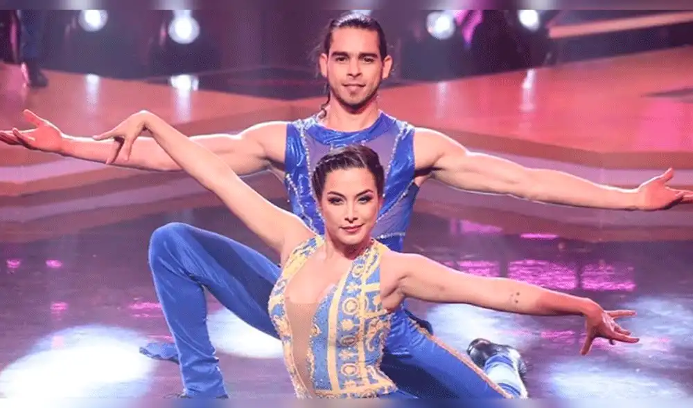 El artista del año: Natalia Salas rompe en llanto luego de revelar detalles de su romance El artista del año: Natalia Salas rompe en llanto luego de revelar detalles de su romance