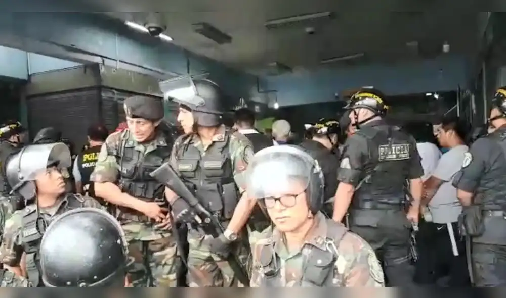 Polvos Azules: PNP y Fiscalía incautan 600 bultos con ropa falsificada [VIDEO]