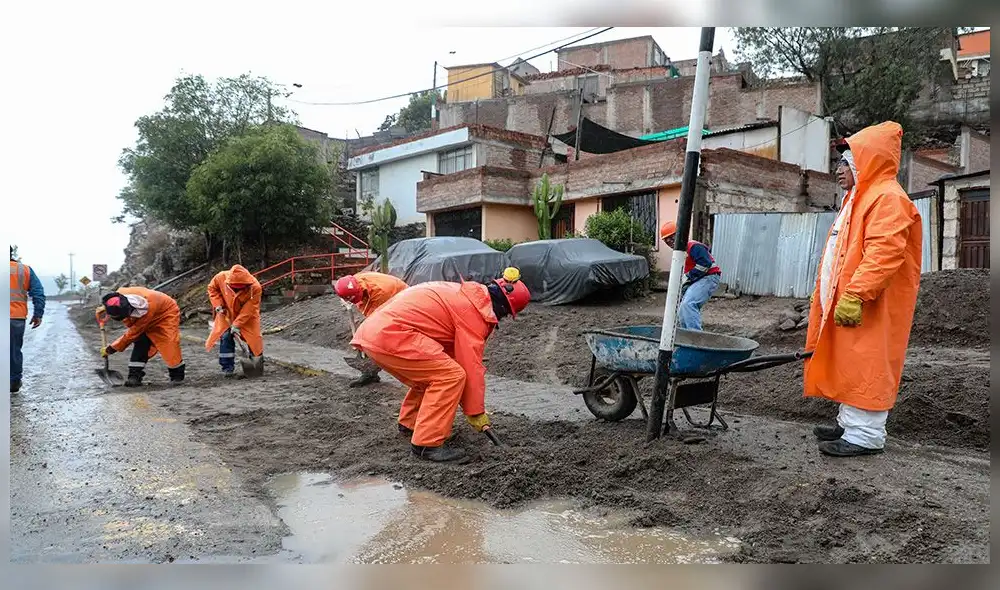 Arequipa. Minera presto apoyo a favor de población afectada por lluvias. Arequipa. Minera presto apoyo a favor de población afectada por lluvias.