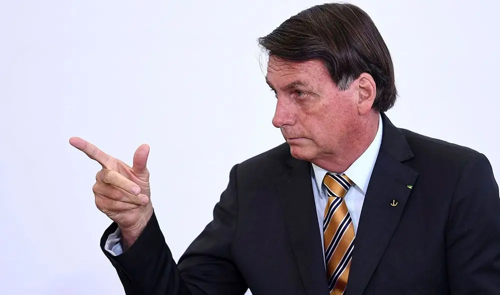 Jair Bolsonaro considera como "dictador" a quien obligue a las personas a vacunarse contra la COVID-19. Foto: AFP Jair Bolsonaro considera como "dictador" a quien obligue a las personas a vacunarse contra la COVID-19. Foto: AFP