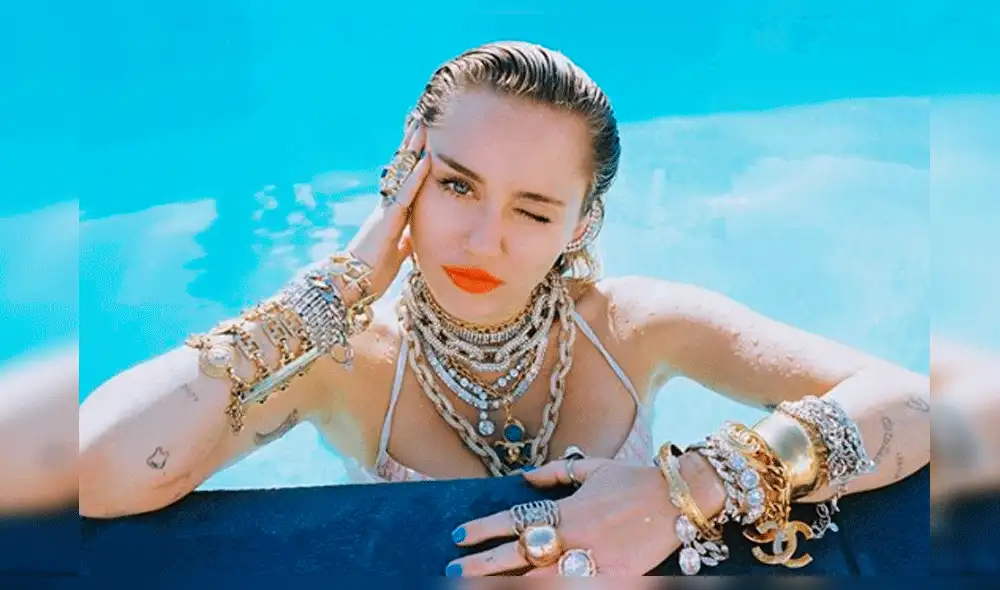 Miley Cyrus recibe duros comentarios tras posar desnuda junto a un perro [VIDEO]