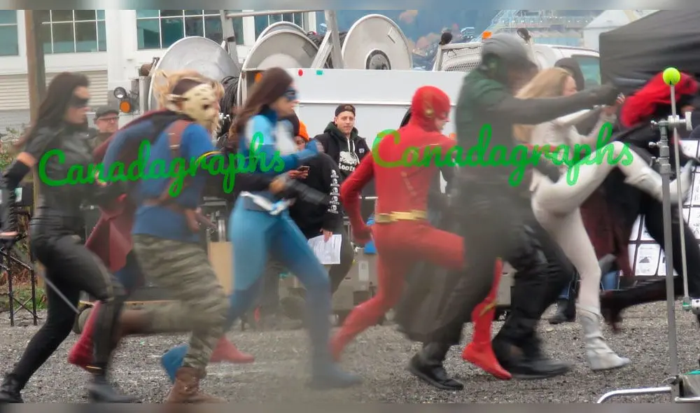 Anti-Monitor protagoniza una batalla contra los héroes. Foto: Canadagraphs