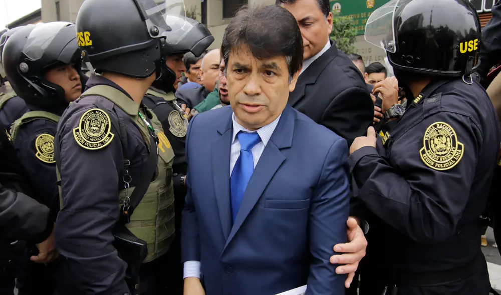 Tomás Gálvez no podrá salir del país. Tomás Gálvez no podrá salir del país.